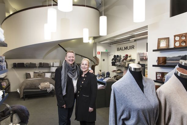 Juha ja Heidi Jaara myivät viime vuonna Balmuirin Luhdasta tunnetun L-Fashion Groupin emoyritys Polap-Teamille. 