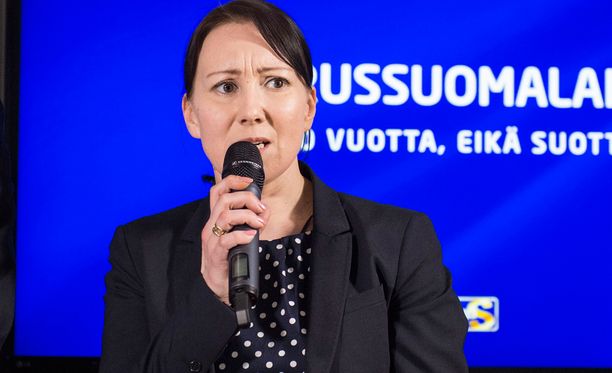 Sosiaali- ja terveysministeri Hanna Mäntylä (ps).
