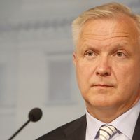 Pitkä loma ja korkea palkka - tällaiset edut Olli Rehn saa Suomen Pankissa