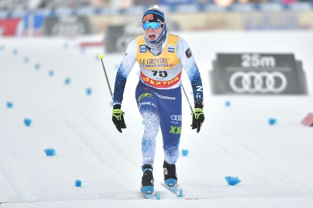 Remi Lindholm hiihti pisteille.
