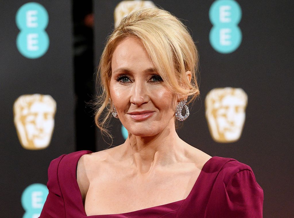 Kirjailija J.K. Rowling järkytti Potter-fanit jälleen – syytetään vähemmistöjen kustannuksella hyötymisestä