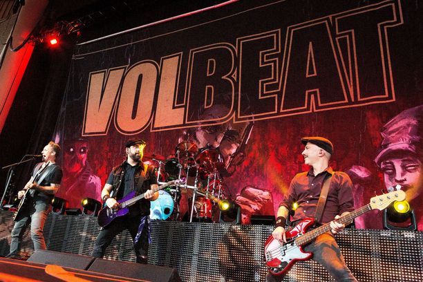 Volbeat pahoittelee, mutta minkäs teet. Eihän se mitään lakoille voi.