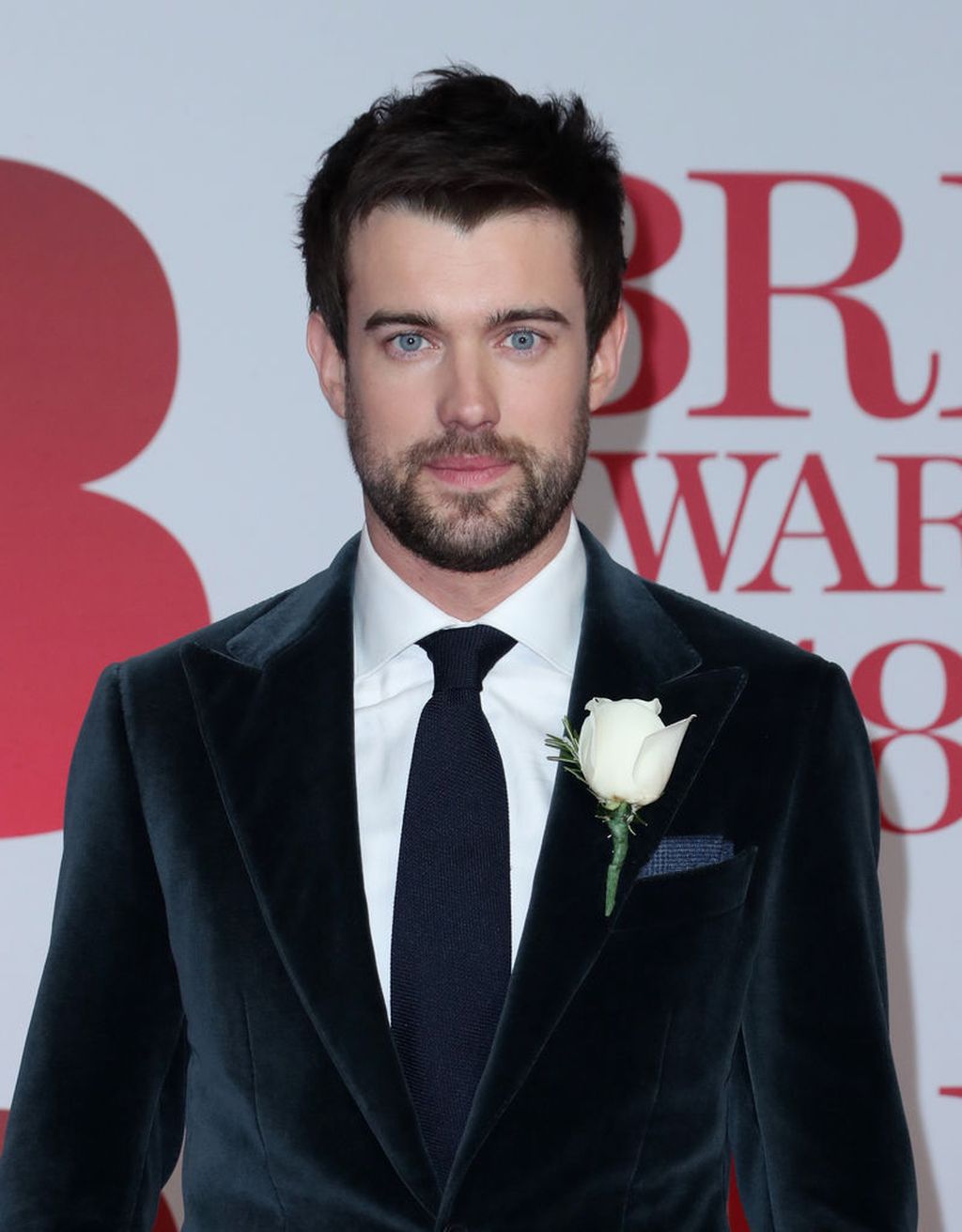 Brittikoomikko Jack Whitehall sai Disneyn ensimmäisen avoimesti homon roolin - ”Erittäin camp ja erittäin hauska”