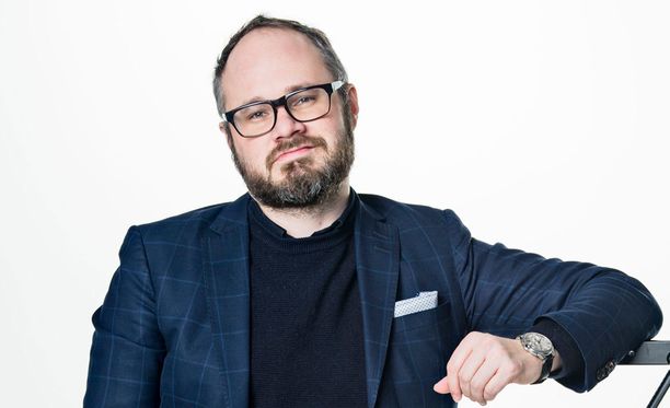 Iltalehden kolumnisti Tuomas Enbuske.