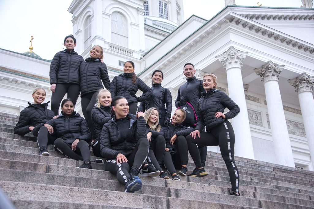 Miss Helsinki -finalistit laitettiin koville - tältä naisten harjoituksissa näytti: hikeä ja ankara porrastreeni