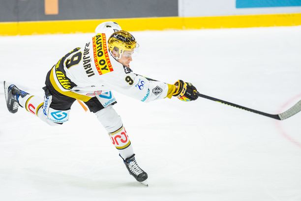 Jesse Puljujärvi on Kärppien paras pistemies tehtyään 23 ottelussa 24 pistettä.