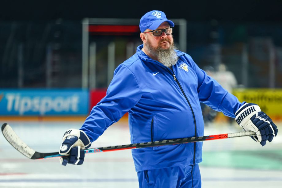 Leijonat Menett Luottomiehen En Ole Ikin Pyyt nyt Lis Palkkaa 
