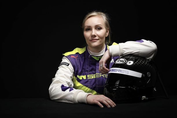 Emma Kimiläinen valmistautuu toiseen kauteensa W Series -sarjassa.