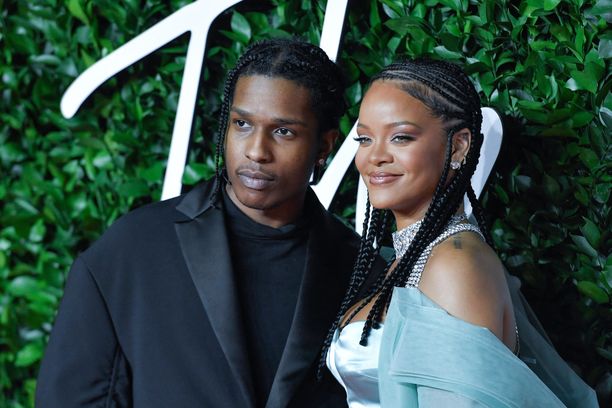 Asap Rocky Ja Rihanna Vahvistavat Seurustelusuhteen Han On Se Oikea
