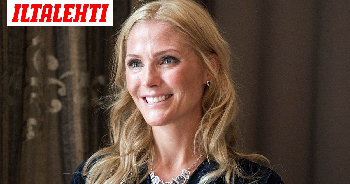 41 Vuotiaan Riina Maija Palander Rantakuva Paljastaa Kroppa