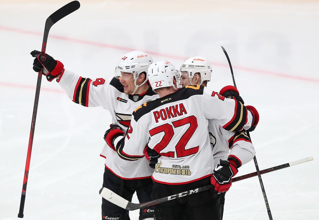 Avangard Omsk voitti KHL:n viidennen finaalin – Kaski ja Pokka lähellä mestaruutta