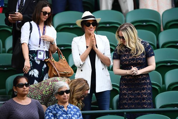Sussexin herttuatar riemuitsi Serena Williamsin onnistuessa.