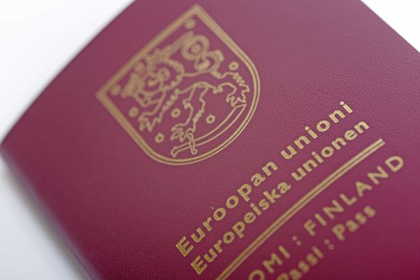 Suomen passi on matkustusasiakirjana arvostettua valuuttaa Henley Passport Indexin mukaan. 