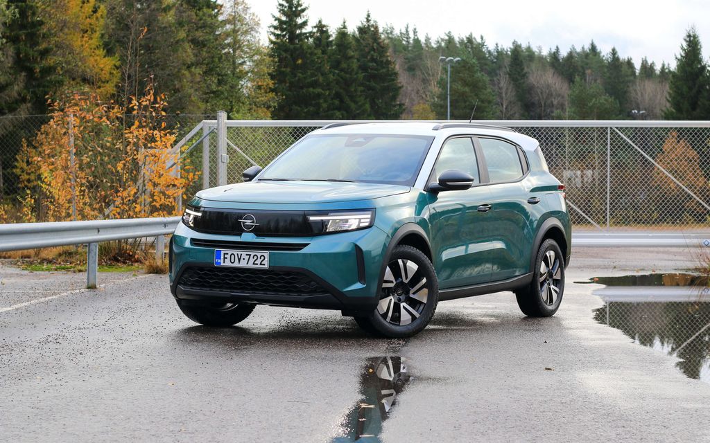 Uutuusautolle murskatuomio koeajolla – ”Olen onnellinen, että sain palautettua sen”