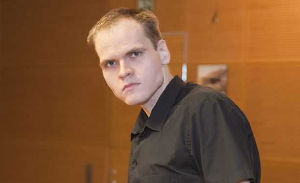 Markus Pönkä kuvattuna käräjäoikeudessa vuonna 2011.