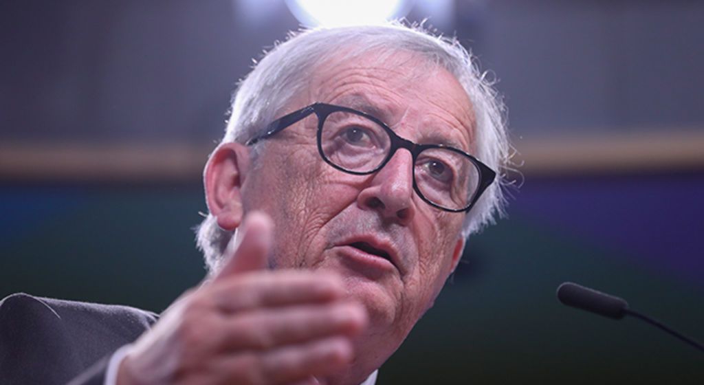 Jean-Claude Junckerin kompurointi Nato-kokouksessa tallentui videolle - muistatko EU-johtajan muut kommellukset?