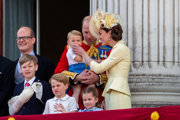 Prinssi William ja herttuatar Catherine ovat kolmen lapsen vanhempia.