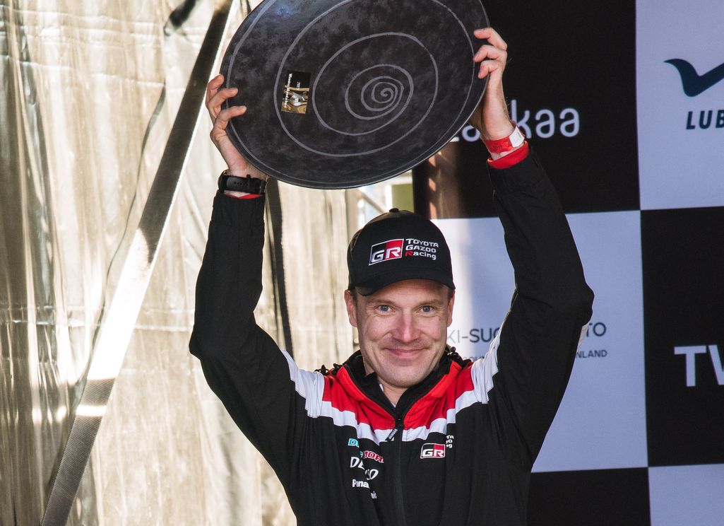 Toyotan pääjohtaja haastoi Jari-Matti Latvalan ralliin – suomalaiselle tarjolla mehukas palkinto