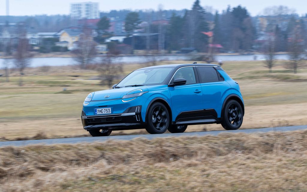 Koeajossa uusi Nissan Micra – Kehuista ei tule loppua