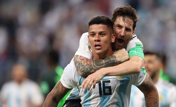 Marcos Rojo ja Lionel Messi upottivat MM-kisojen jatkopeleistä pudonneen Nigerian tiistaina.