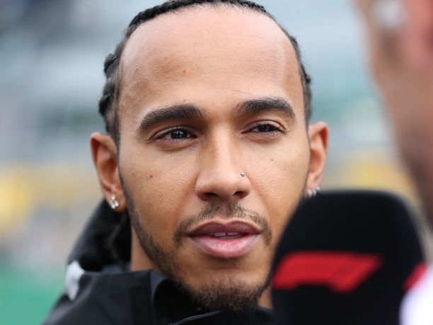 Lewis Hamilton on F1-sarjan hallitsija, myös palkkatuloissa.