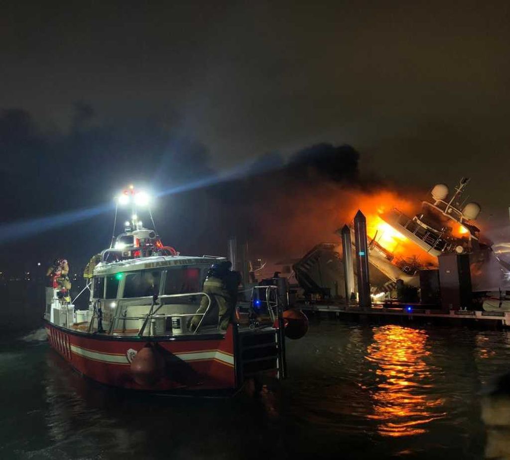 Marc Anthonyn ökyjahti tuhoutui tulipalossa - kuvat kertovat palon rajuudesta