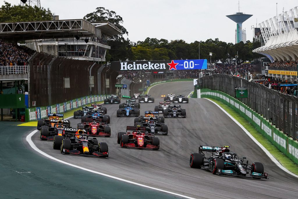 Mahtava ajo! Valtteri Bottas voittoon Brasilian sprintissä – Lewis Hamiltonilta väkevä nousu