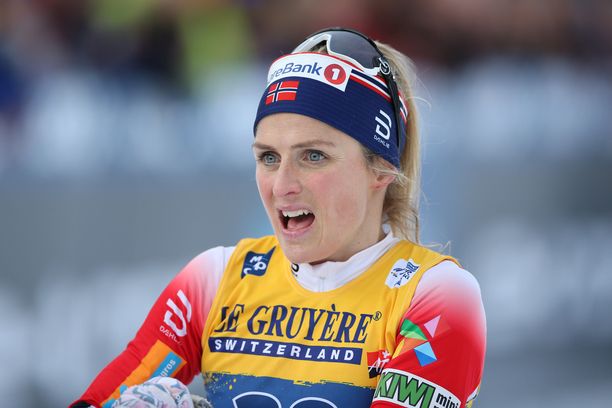 Therese Johaug soimasi Norjan maajoukkueen toimintaa lauantaina.