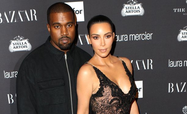 Kanye Westilla ja Kim Kardashianilla on kolme yhteistä lasta, joista nuorimman synnytti sijaissynnyttäjä.