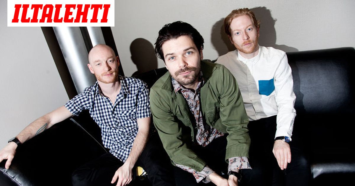 Biffy Clyro Suomesta Maa Voi Olla Kylm Mutta Ihmiset Ovat L mpimi 