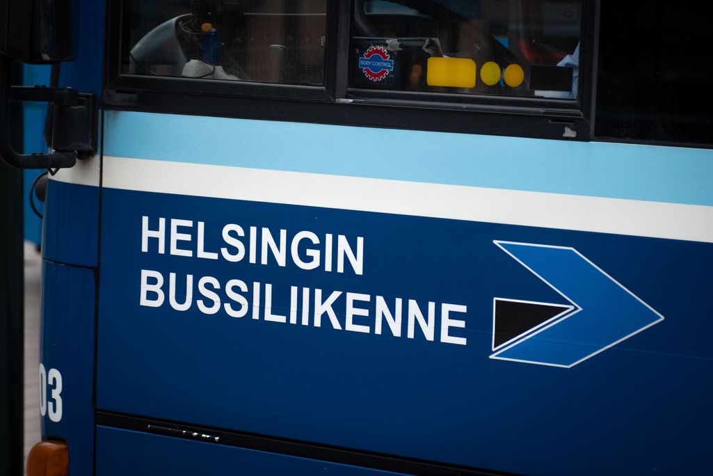 Helsingin bussiliikenne hakeutuu yrityssaneeraukseen