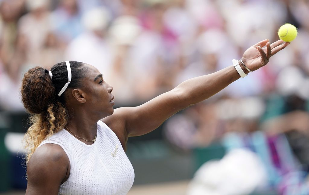 Vuonna 2014 Serena Williams koki nöyryytyksen, jonka muistaa ikuisesti – kuukausi sitten 37-vuotias supertähti pystyi hädin tuskin kävelemään, hakee nyt historiallista voittoa