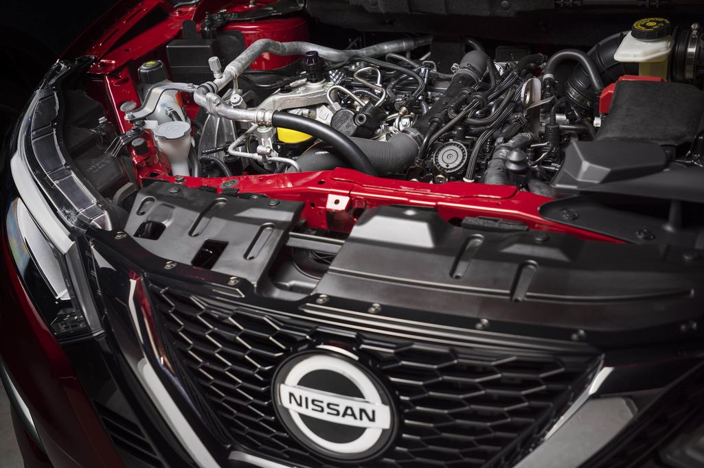 Suosikki-Nissan sai täysin uudet tehokkaat bensamoottorit