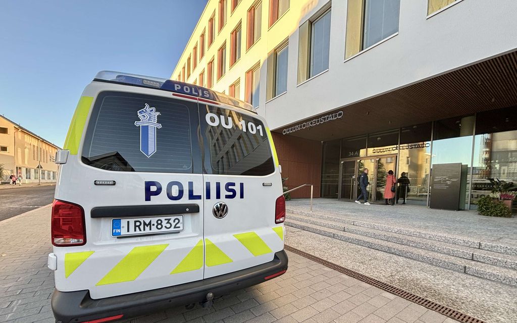 Lapsi kiinni synkästä uhkauksesta suurkouluun