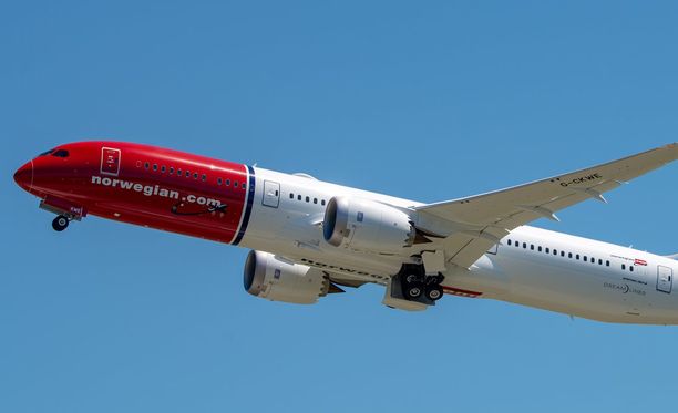 Norwegianin lentäjät eivät reagoineet Helsinki-Vantaan lennonjohdon ylösvetokäskyyn. Kuvituskuva.