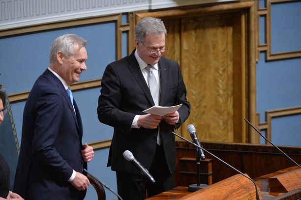 Tasavallan presidentti Sauli Niinistö ja puhemies Antti Rinne puhuivat valtiopäivien avajaisissa.