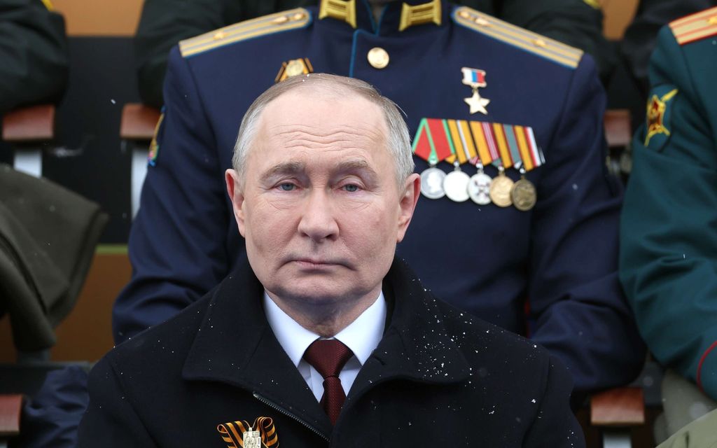 Kehonkielen asiantuntija: Putinin etusormen hiplailulle kaksi vaihtoehtoa