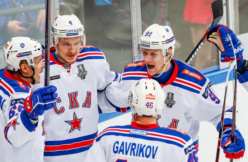 Jarno Koskiranta sai kipeän tällin KHL:ssä - ja iski viisi minuuttia myöhemmin ison maalin
