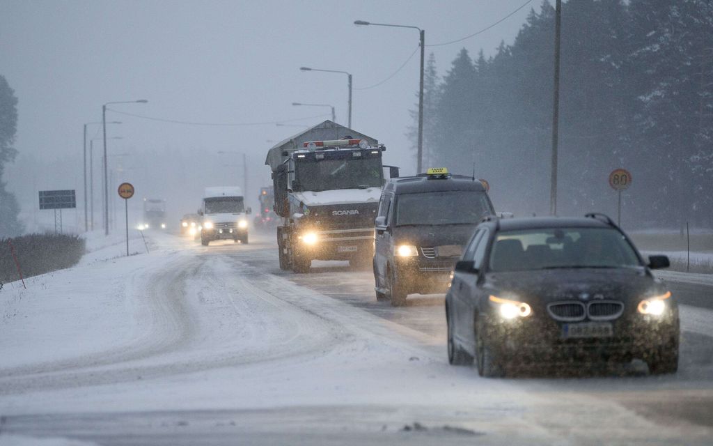 Valtatie 12:lla kaksi samanaikaista ulosajoa 