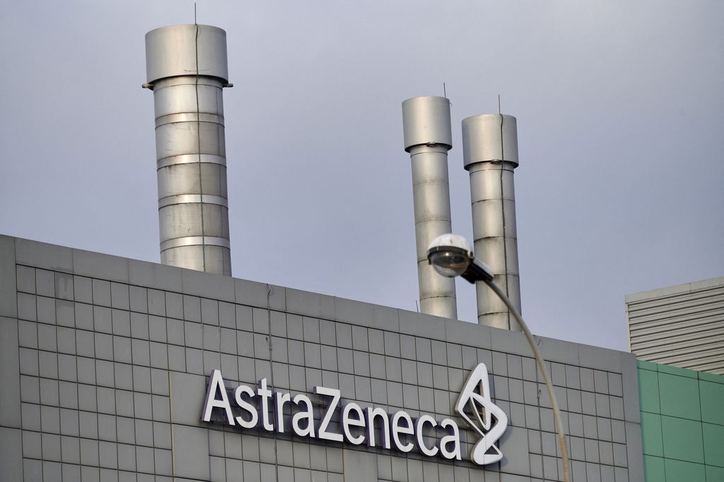 EU maksoi AstraZenecan rokotteesta etukäteen, rokotteiden pelätään päätyneen muualle