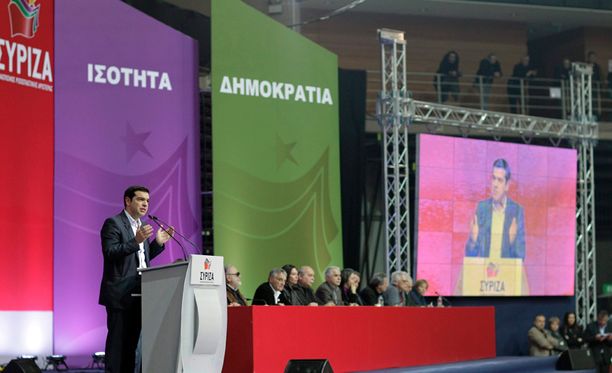Vasemmistopuolue Surizan johtaja Aleksis Tsipras puhui puolueväelle tammikuun alussa Ateenassa.
