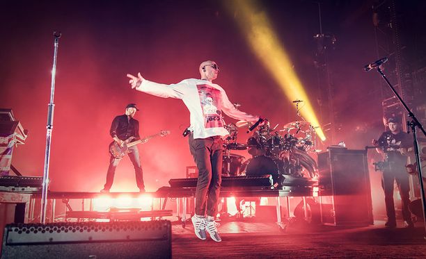 Linkin Park esiintymässä heinäkuussa 2017.