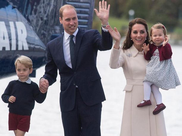 Prinssi Williamin ja herttuatar Catherinen perheeseen kuuluu esikoispoika George ja tytär Charlotte.