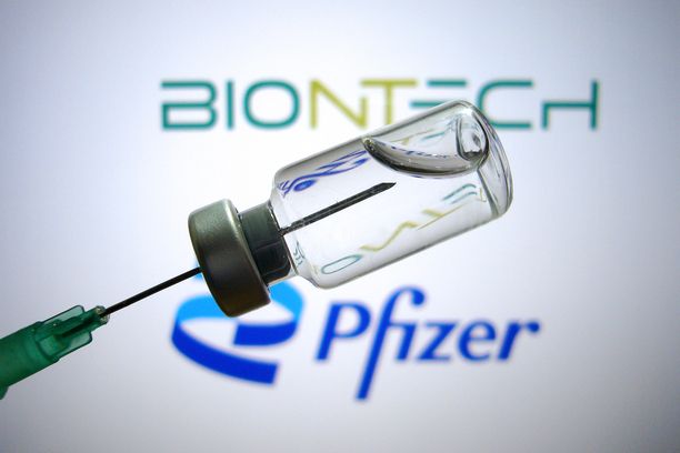 Pfizer-Biontechin koronarokotetta annetaan tällä hetkellä vähintään 16-vuotiaille. Lupahakemus käytölle 12–15-vuotiaiden ryhmässä on vetämässä. 