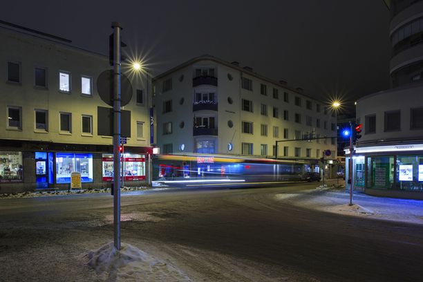 38-vuotias oli ollut viime helmikuussa kylässä 49-vuotiaan naisen luona Kuopion keskustassa. Kuvituskuva on Kuopion Haapaniemenkadulta.