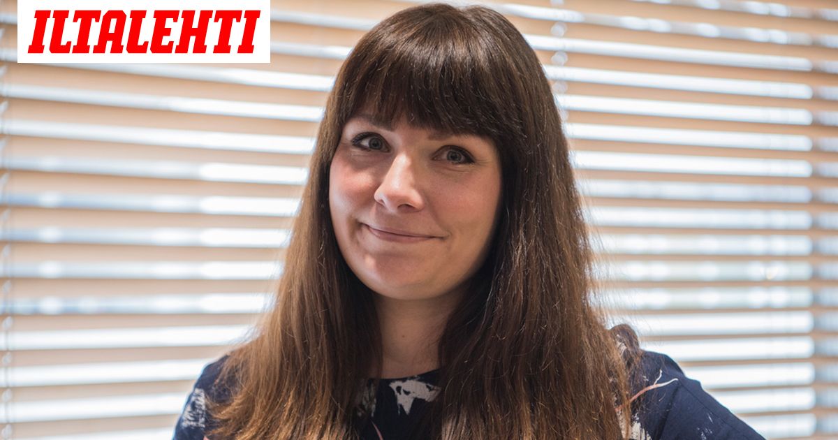 Elina Tanskanen Ensitreffit Alttarilla parin Suutelusta Heidiss Ja 