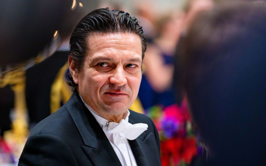 Jari Litmanen julkaisi harvinaisen perhekuvan