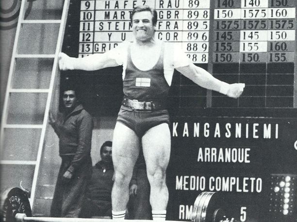Kaarlo Kangasniemi toi Suomen ainoan kullan Méxicon olympialaisista 1968. Tuuletus oli sen mukainen.