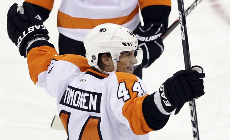 Timonen Letonia Timonen näytti kuittaileville selostajille - katso videolinkki!