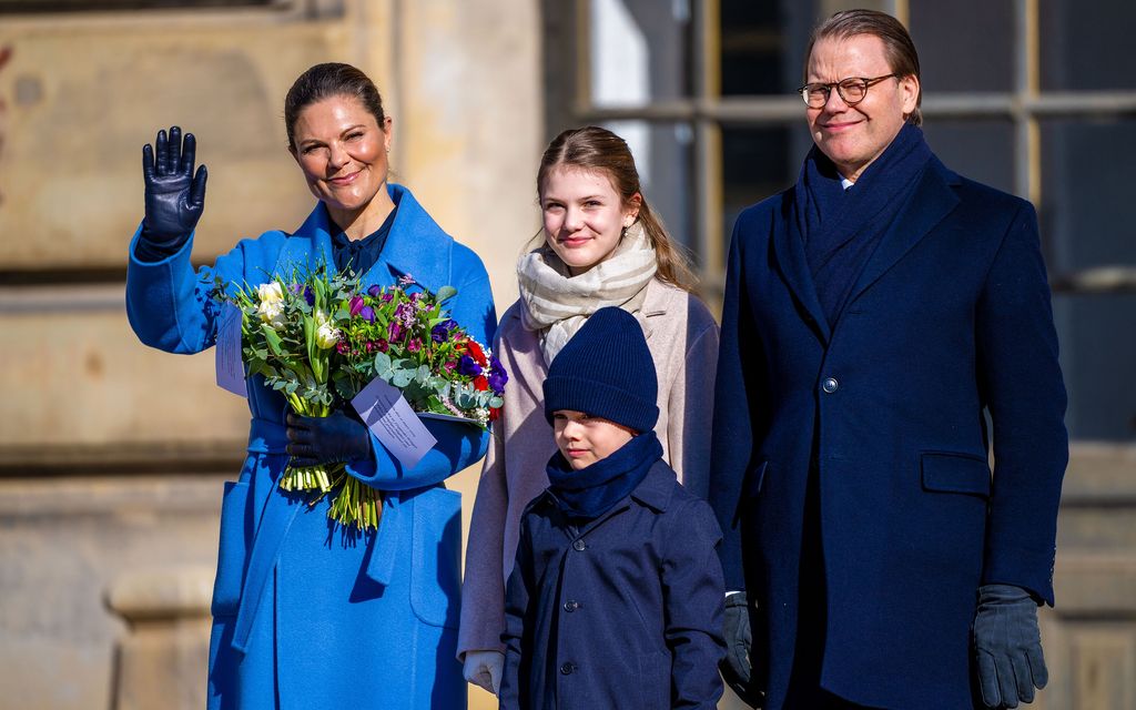 Tuoreet kuvat – Näin Estelle ja Oscar onnittelivat Ruotsia johtavaa Victoriaa
